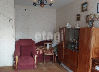 Продам 3-комнатную квартиру, 65 м2, Калязин, улица Дзержинского, 17А