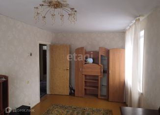 Продажа 3-комнатной квартиры, 61.2 м2, Петропавловск-Камчатский, улица Лизы Чайкиной, 15