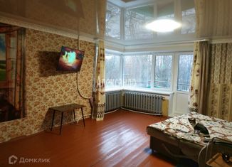 Продается 3-комнатная квартира, 72.8 м2, Шлиссельбург, улица 1 Мая, 22