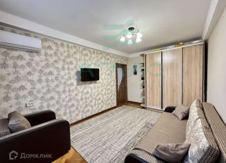 Сдается в аренду 1-комнатная квартира, 28 м2, Симферополь, улица Фрунзе, 10, Киевский район