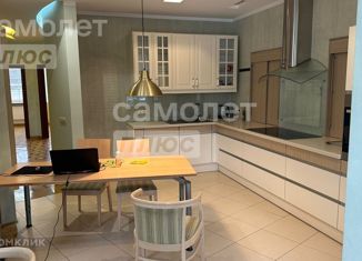 Сдаю в аренду 4-комнатную квартиру, 160 м2, Москва, Воскресенская улица, 2, район Солнцево