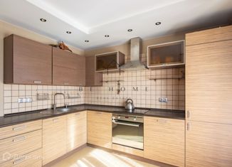 Сдам в аренду 1-комнатную квартиру, 45 м2, Санкт-Петербург, Комендантская площадь, 8, Комендантская площадь