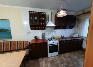 Продается 2-комнатная квартира, 59.9 м2, Симферополь, улица Гончарова, 37А