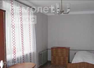 Продажа двухкомнатной квартиры, 41.3 м2, Омск, улица Багратиона, 27В