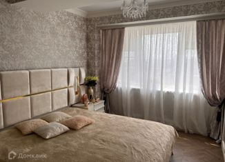 Продается 4-комнатная квартира, 140 м2, Ставрополь, улица Мира, 285, микрорайон №6