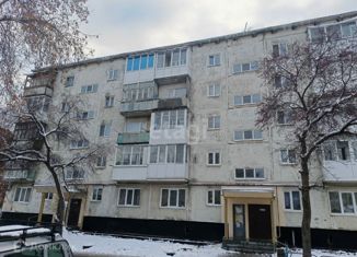 Продается 2-ком. квартира, 43.7 м2, Камышлов, улица Жукова, 53