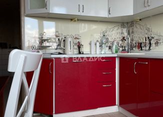 Продажа 3-ком. квартиры, 72.2 м2, Москва, улица Маршала Савицкого, 30, улица Маршала Савицкого