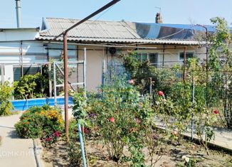 Продажа 2-комнатной квартиры, 73 м2, Темрюк, улица Гагарина, 144