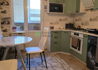 Продам 2-ком. квартиру, 48 м2, Саратов, Газовая улица, 24