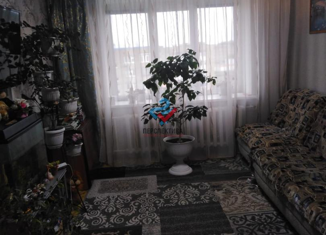 Продаю 2-комнатную квартиру, 48.9 м2, село Серафимовский, улица Коваленко, 2