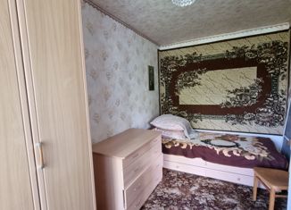 Трехкомнатная квартира в аренду, 54 м2, Волгоград, улица 64-й Армии, 20, Кировский район