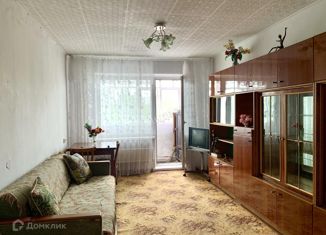 Двухкомнатная квартира на продажу, 43.9 м2, город Саяногорск, микрорайон Заводской, 56