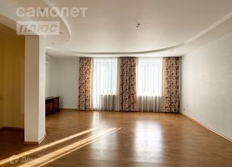 Продается четырехкомнатная квартира, 142.4 м2, Киров, Орловская улица, 28, Первомайский район