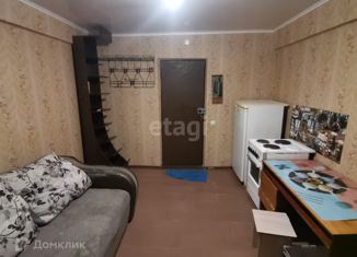 Продаю комнату, 12.4 м2, Ачинск, 3-й микрорайон, 25