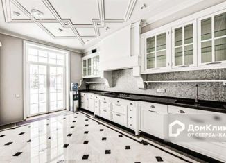 Продаю дом, 470 м2, деревня Новинки