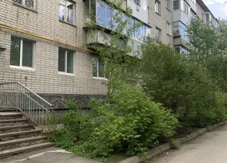 3-комнатная квартира на продажу, 52 м2, Свердловская область, Уктусская улица, 58