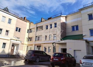 Продаю 3-комнатную квартиру, 94 м2, Арск, Интернациональная улица, 14