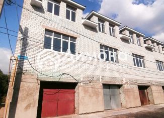 Продаю таунхаус, 260 м2, Орск, улица Ленинского Комсомола, 2И