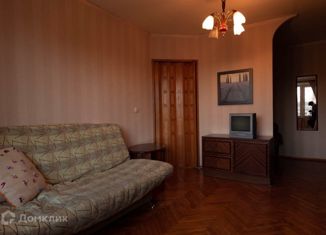 1-ком. квартира на продажу, 30 м2, Петергоф, улица Братьев Горкушенко, 1