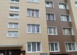 Продается 3-комнатная квартира, 72.7 м2, Ленинградская область, улица Кингисеппа, 1