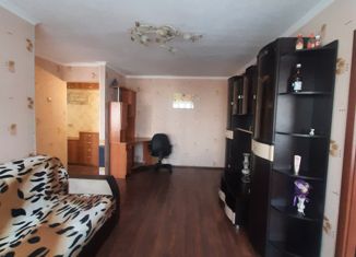 Сдаю в аренду 3-комнатную квартиру, 54 м2, Верхняя Пышма, улица Чистова, 1