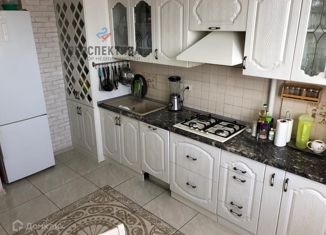 Продается 2-ком. квартира, 50.2 м2, Темрюк, Клубничная улица, 457