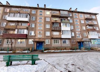 Продается 3-комнатная квартира, 56 м2, село Шира, Орловская улица, 38