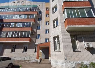 Продажа 2-комнатной квартиры, 68.3 м2, Кировская область, Советская улица, 86
