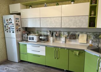 Продажа трехкомнатной квартиры, 93 м2, Обнинск, улица Усачёва, 17