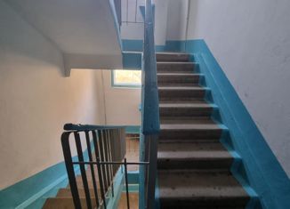 Продажа 4-ком. квартиры, 83.3 м2, Арсеньев, улица 25 лет Арсеньева, 5