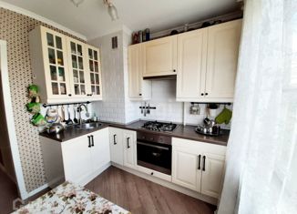 Продам 2-комнатную квартиру, 48 м2, Минеральные Воды, улица Новоселов, 4