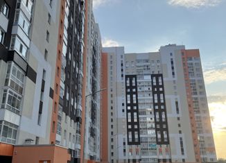 Продажа 3-комнатной квартиры, 59.3 м2, Екатеринбург, Латвийская улица, 56, ЖК Хрустальные Ключи