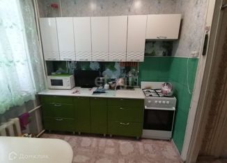 Продажа 5-ком. квартиры, 90 м2, Каменск-Уральский, улица Строителей, 21