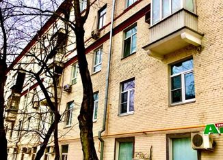 Продаю 2-комнатную квартиру, 58 м2, Москва, Нагатинская улица, 28, метро Коломенская