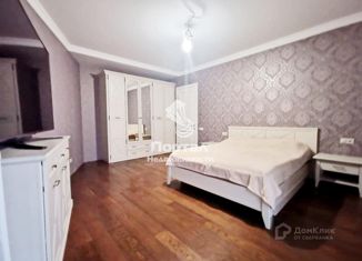 Продается трехкомнатная квартира, 107 м2, Серпухов, Стадионная улица, 1к2