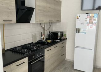 Сдача в аренду однокомнатной квартиры, 35 м2, Симферополь, Старозенитная улица, 7, ЖК Радуга