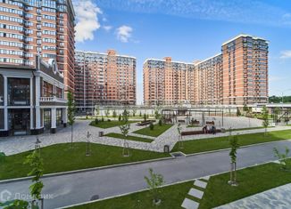 Продается 3-комнатная квартира, 69.4 м2, Краснодар, ЖК Самолёт-3, улица Ивана Беличенко, 87