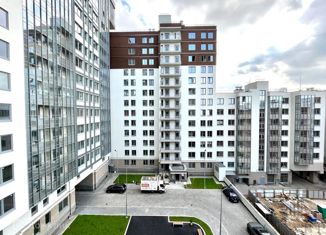 Продается 1-комнатная квартира, 43 м2, Санкт-Петербург, Большой Сампсониевский проспект, 77, метро Лесная