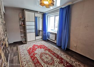 Продажа 2-комнатной квартиры, 46.7 м2, Владивосток, улица Терешковой, 17