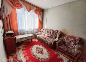 Продаю двухкомнатную квартиру, 44 м2, Ангарск, 30-й микрорайон, 32Б