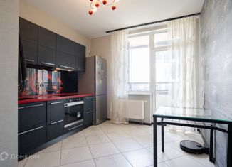 Продаю однокомнатную квартиру, 33 м2, Санкт-Петербург, проспект Александровской Фермы, 8, метро Пролетарская