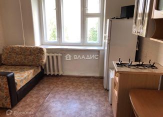 Сдам в аренду комнату, 80 м2, Тобольск, 6-й микрорайон, 41