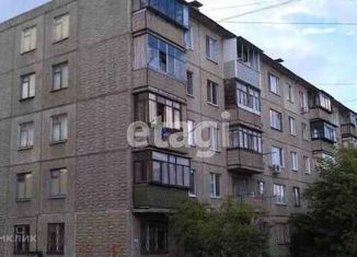 Продаю 2-комнатную квартиру, 47.4 м2, Липецк, улица имени Чапаева, 4, район Ниженка