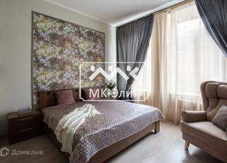 Продам трехкомнатную квартиру, 86 м2, Санкт-Петербург, Малый проспект Петроградской стороны, 1/3, метро Спортивная