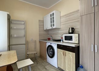 Продажа 2-ком. квартиры, 65 м2, Крым, Комсомольская улица, 23