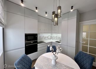 Продажа двухкомнатной квартиры, 52.4 м2, Москва, улица Твардовского, 25к2, метро Строгино