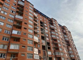 Продается трехкомнатная квартира, 96 м2, Махачкала, улица Хаджи Булача, 16, ЖК Ак-Гёль