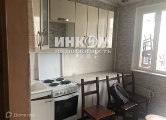 Продажа 3-комнатной квартиры, 62 м2, Москва, улица Декабристов, 34, улица Декабристов