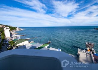 Продается 2-комнатная квартира, 85 м2, поселок городского типа Отрадное, Отрадная улица, 28