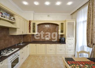 Продаю 4-ком. квартиру, 79 м2, Севастополь, улица Ленина, 33, Ленинский район